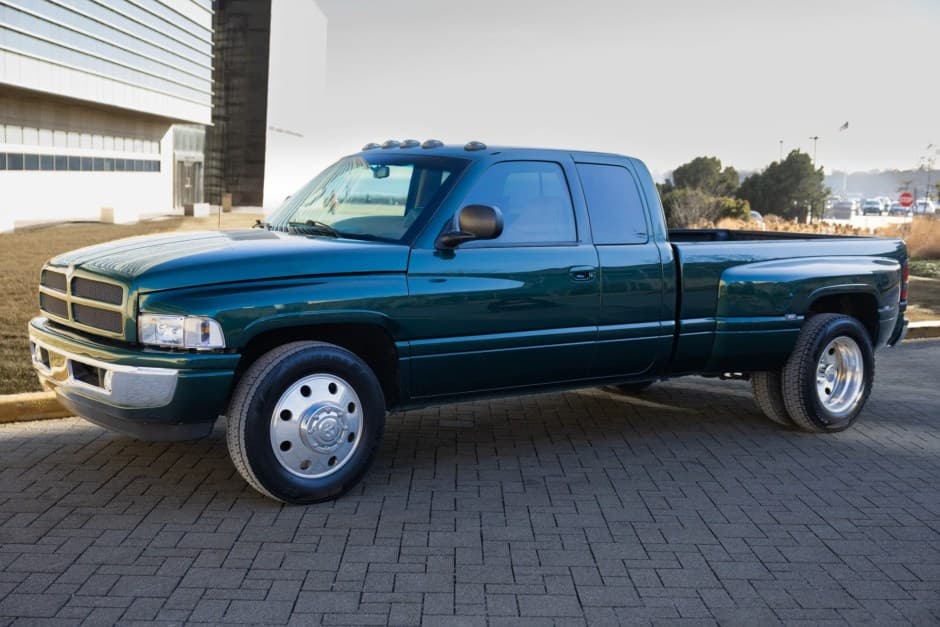 2000 Dodge Ram HD (1994-2002) sold for $24,500