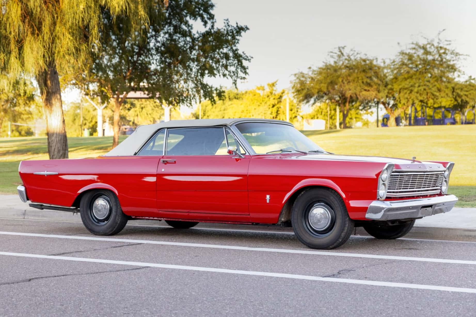1965 Ford Galaxie 500 sold for $9,850