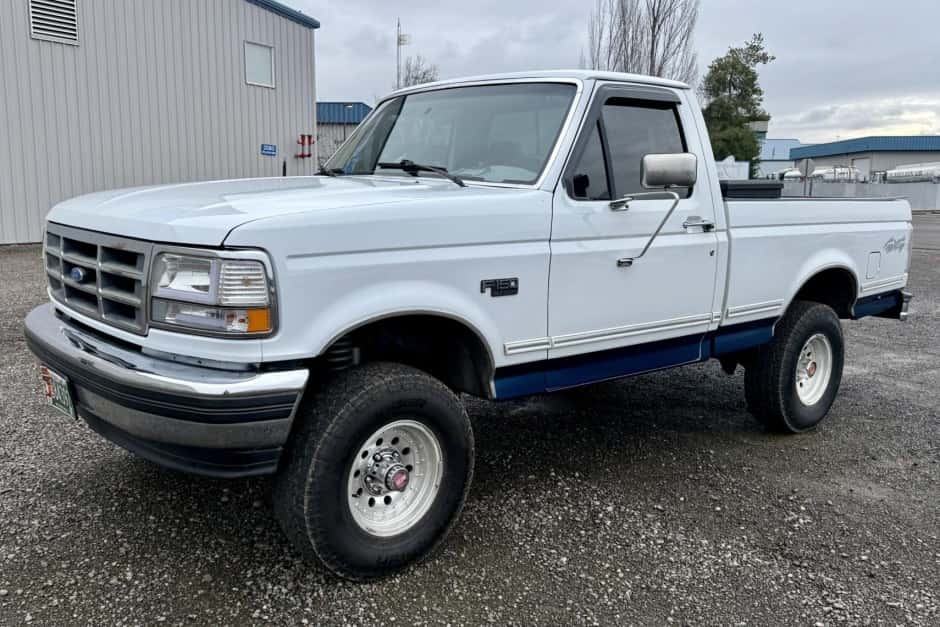 1993 Ford F-Series 1992-1997 sold for $10,000