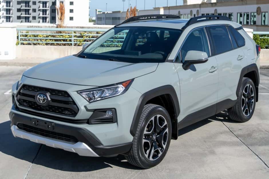 2019 Toyota RAV4 sold for $27,000