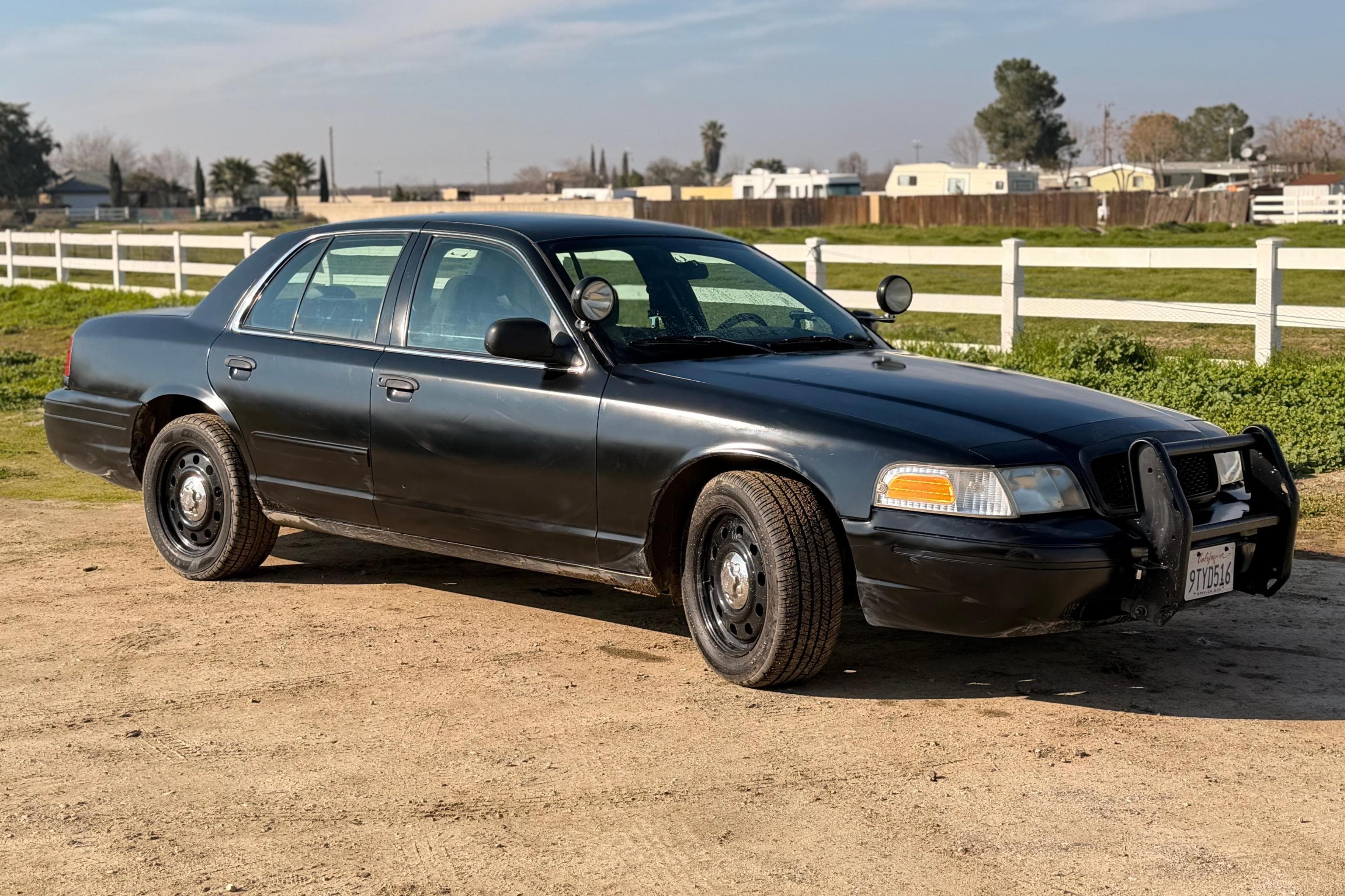2008 Ford Crown Victoria sold for $3,800