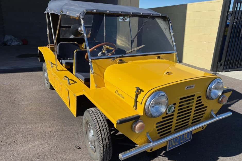 1966 Mini Moke Classic sold for $22,000