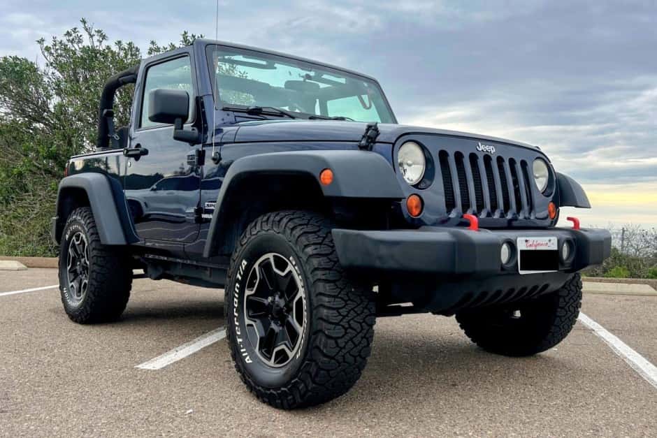 2013 Jeep Wrangler JK (2007-2018) sold for $8,600