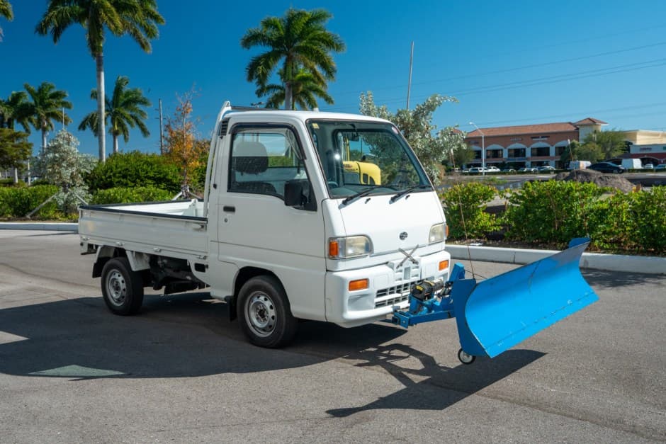 1998 Subaru Sambar sold for $9,952