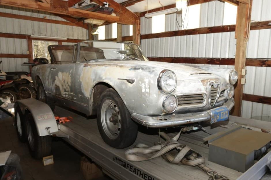 1964 Alfa Romeo 106-Series 2600 sold for $12,250