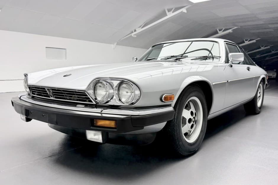 1985 Jaguar XJS sold for $15,850