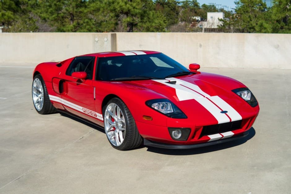 2005 Ford GT 1st Generation sold for $474,000