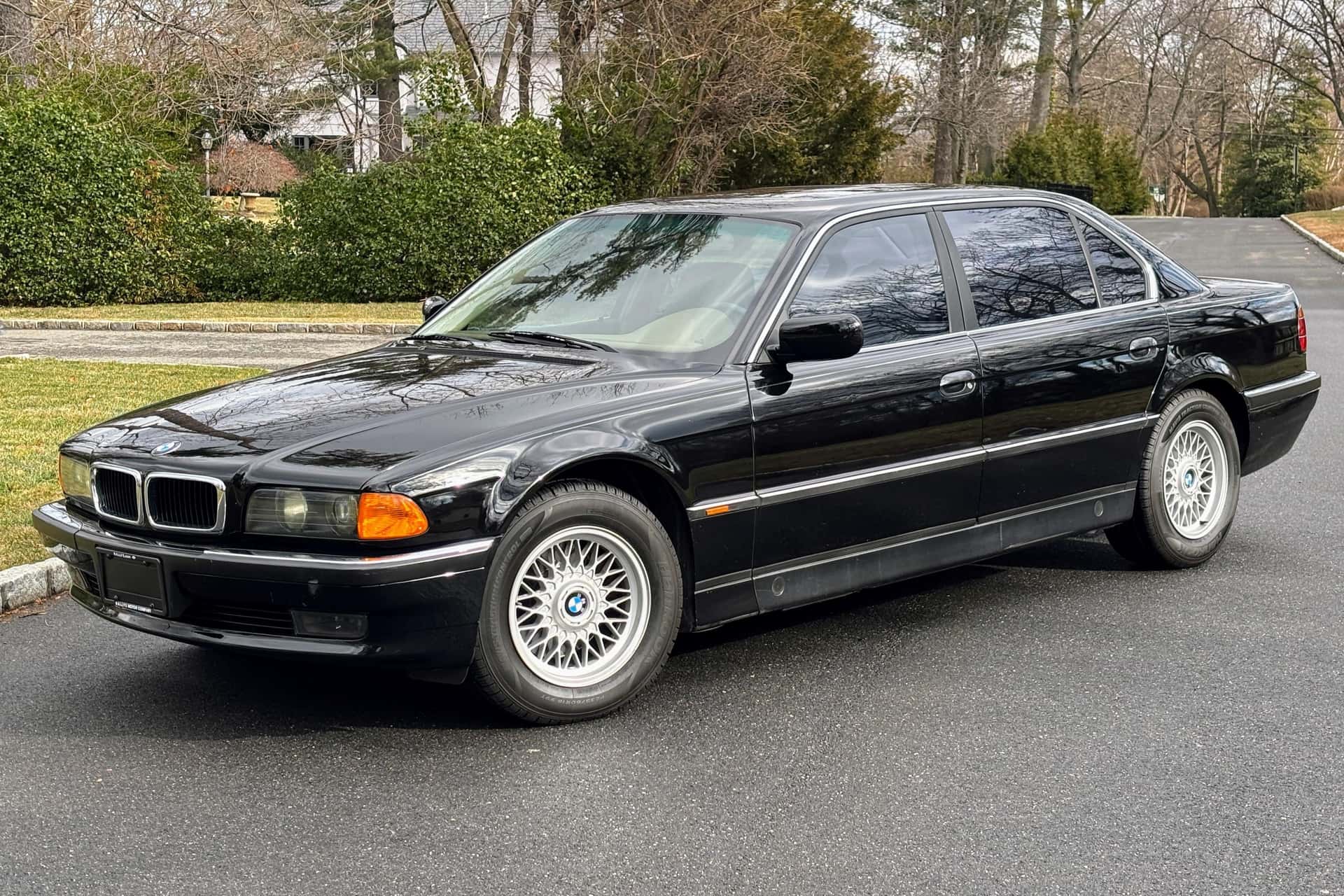 1998 BMW 7 Series sold for $7,800