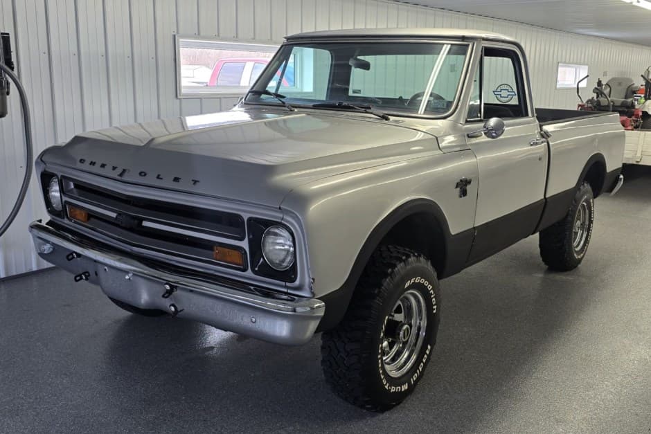 1967 Chevrolet C/K (1967-1972) sold for $9,370