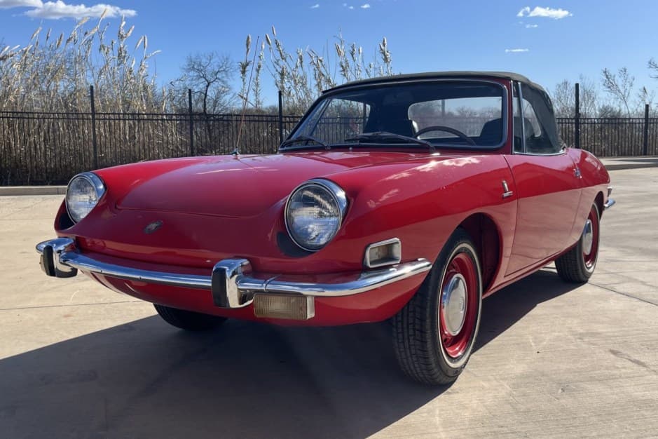 1971 Fiat 850 sold for $5,700