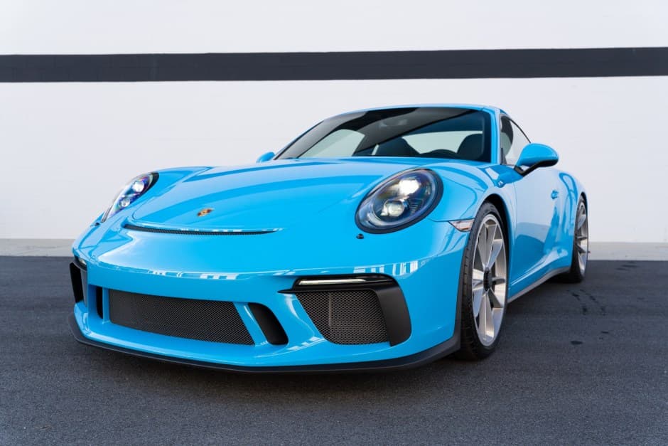 2018 Porsche 991 911 GT3 sold for $240,000