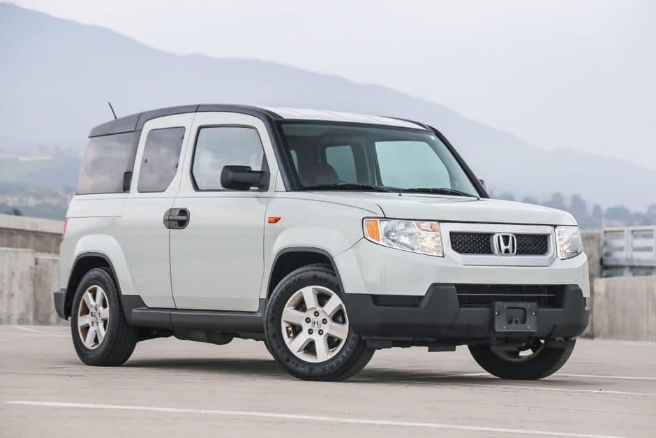 2009 Honda Element sold for $9,200