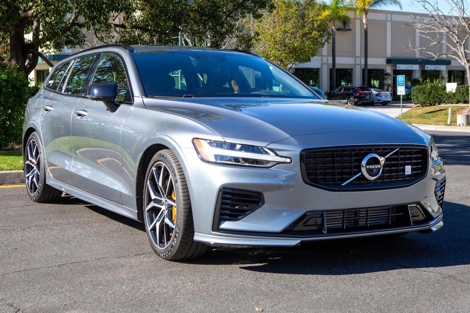 2021 Volvo V60 sold for $60,500