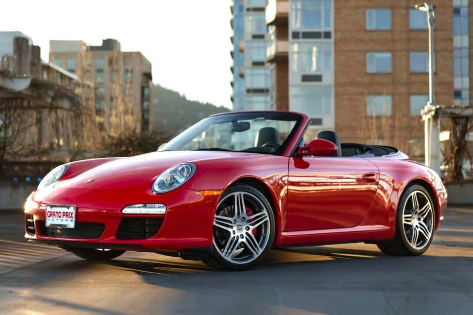 2012 Porsche 997 911 Carrera S sold for $70,000