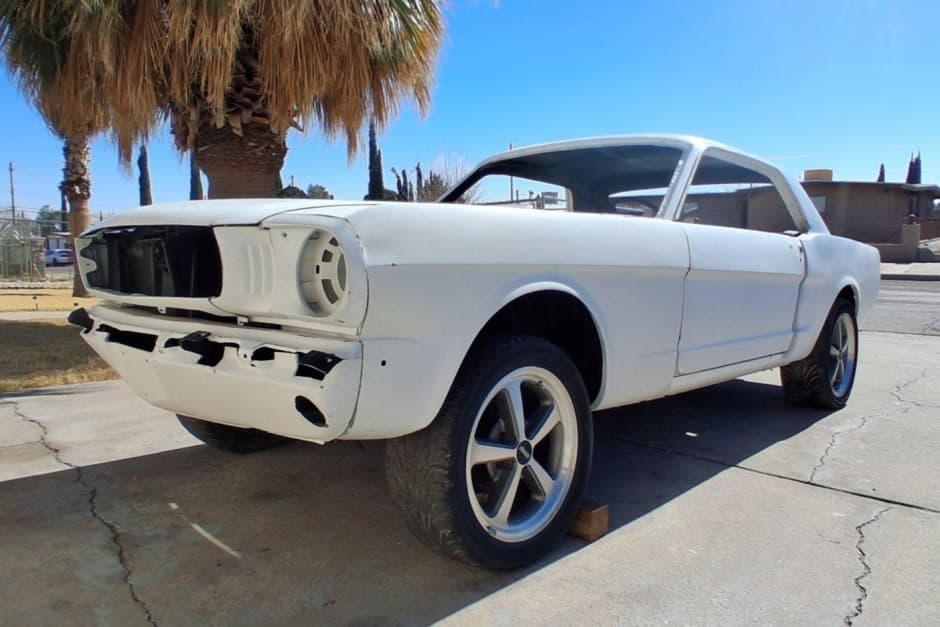 1966 Ford Mustang 1964.5-1966 sold for $2,000