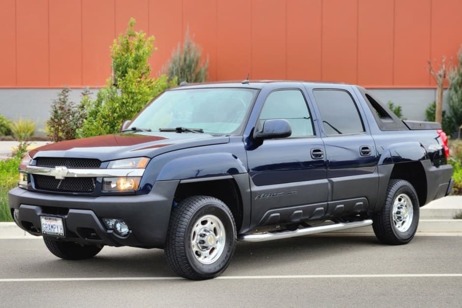 2004 Chevrolet Avalanche sold for $24,750