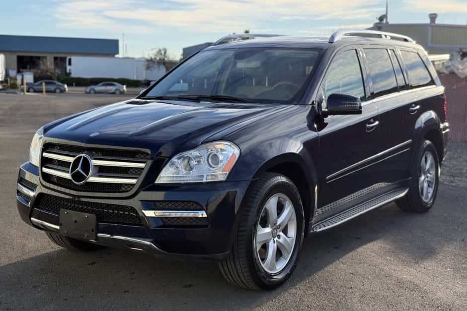 2012 Mercedes-Benz GL & GLS-Class sold for $9,400