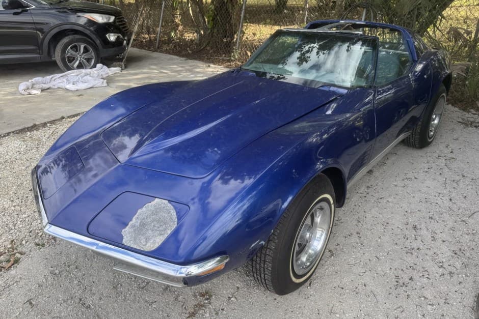1972 Chevrolet Corvette C3 Coupe (1968-1972) sold for $2,800