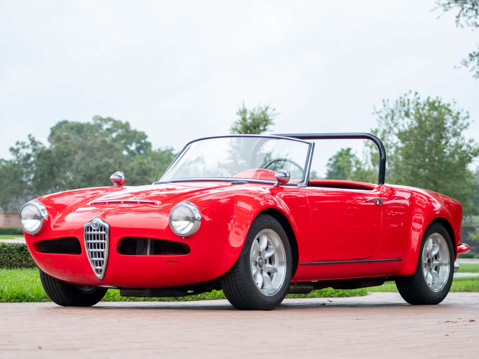 1957 Alfa Romeo Giuletta Spider sold for $31,000