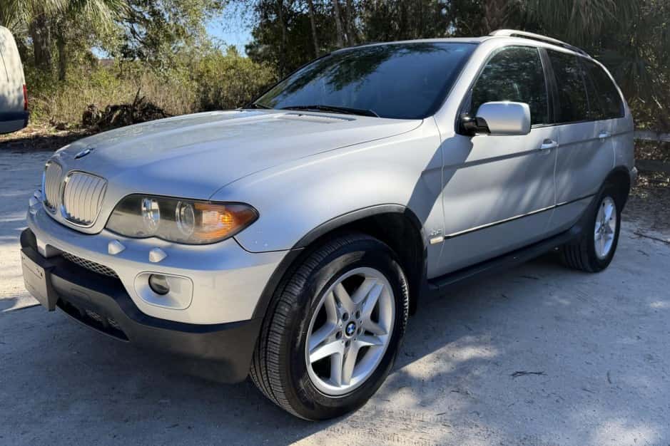 2004 BMW X5 sold for $5,100