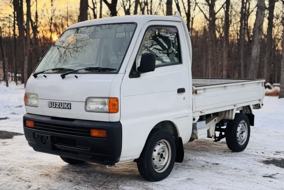 1996 Suzuki Carry sold for $5,500