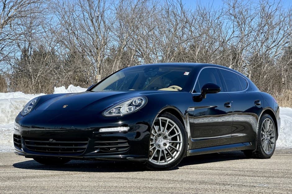 2014 Porsche Panamera sold for $20,351
