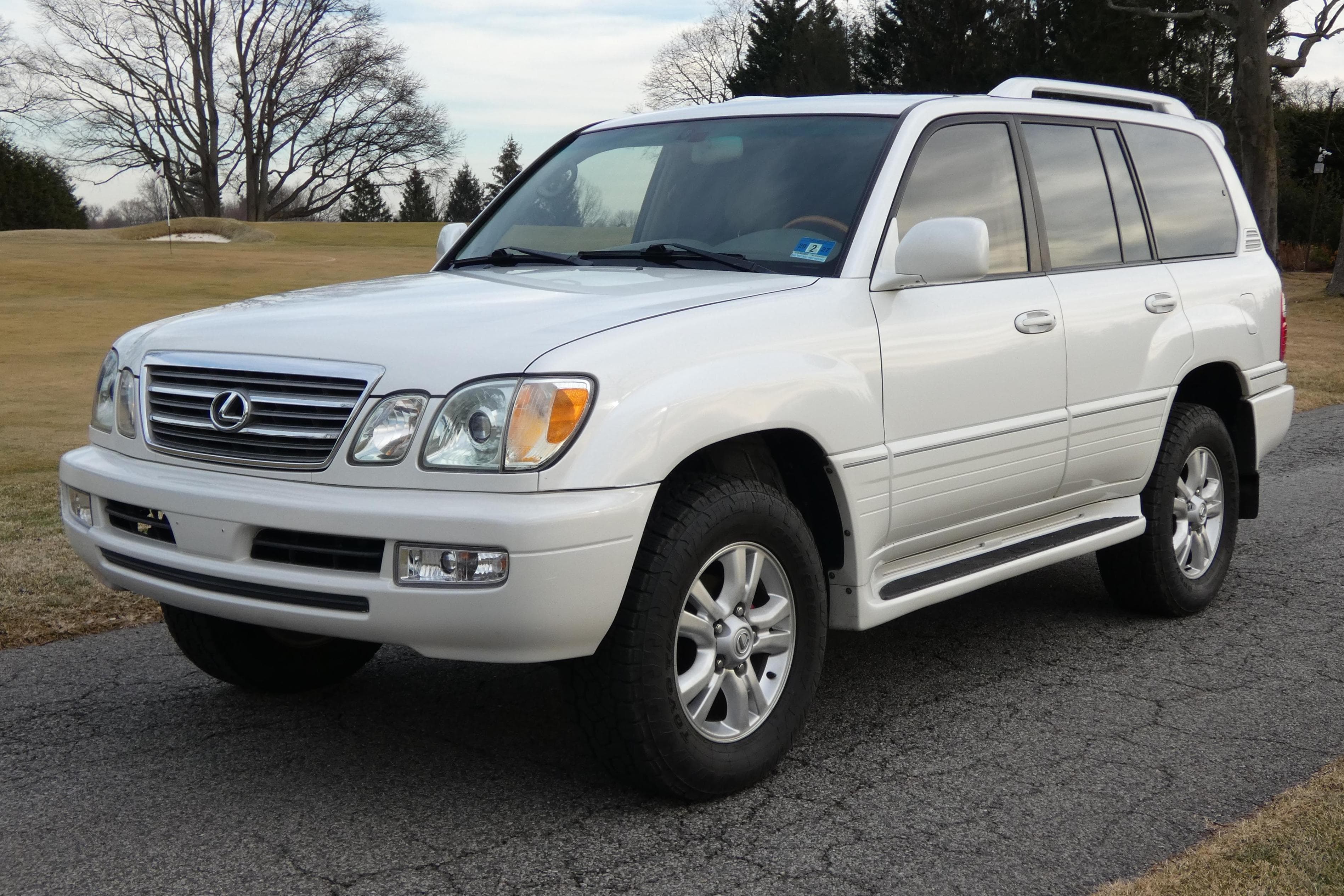 2003 Lexus LX sold for $21,000