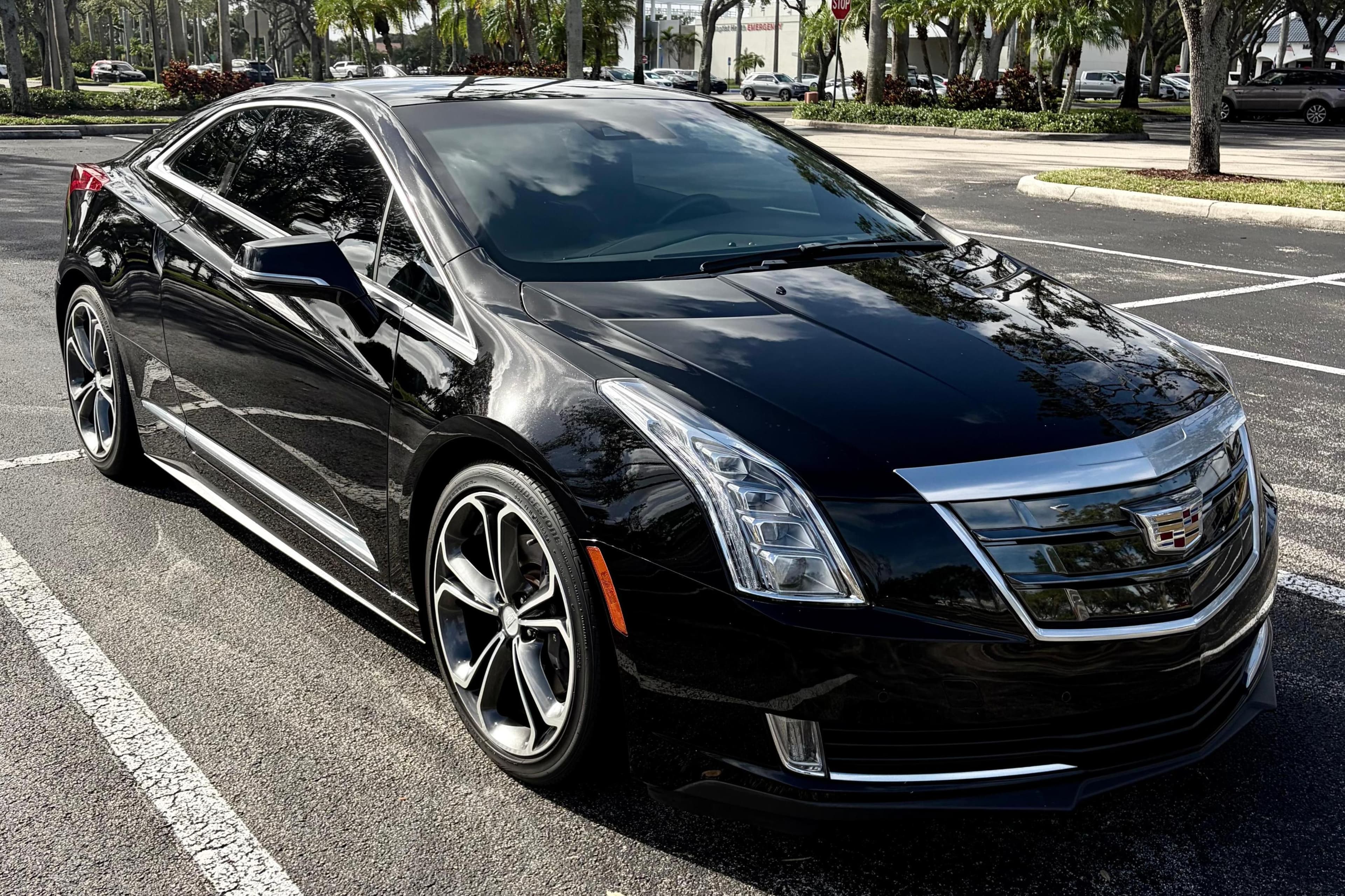 2016 Cadillac ELR sold for $15,950