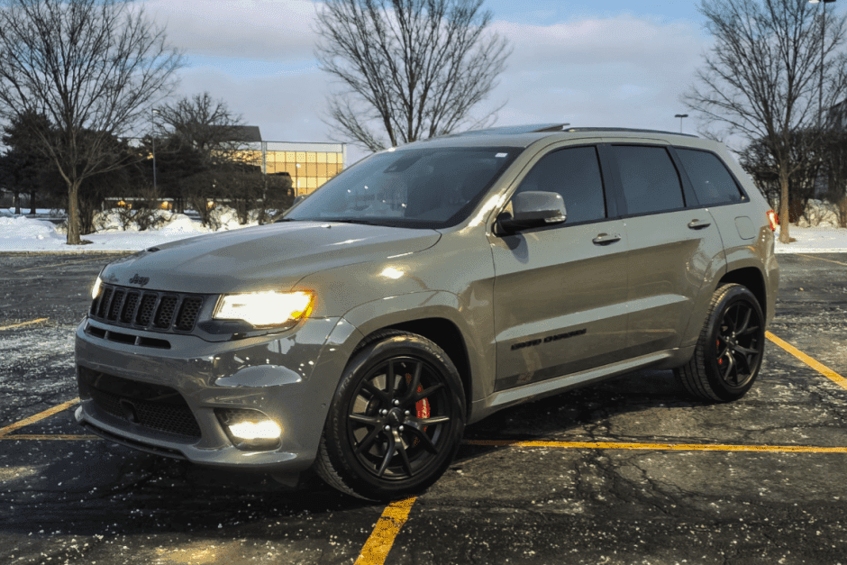 2021 Jeep WK2 Grand Cherokee sold for $54,000