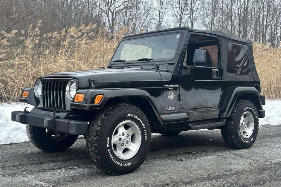 1999 Jeep Wrangler TJ (1997-2006) sold for $8,400