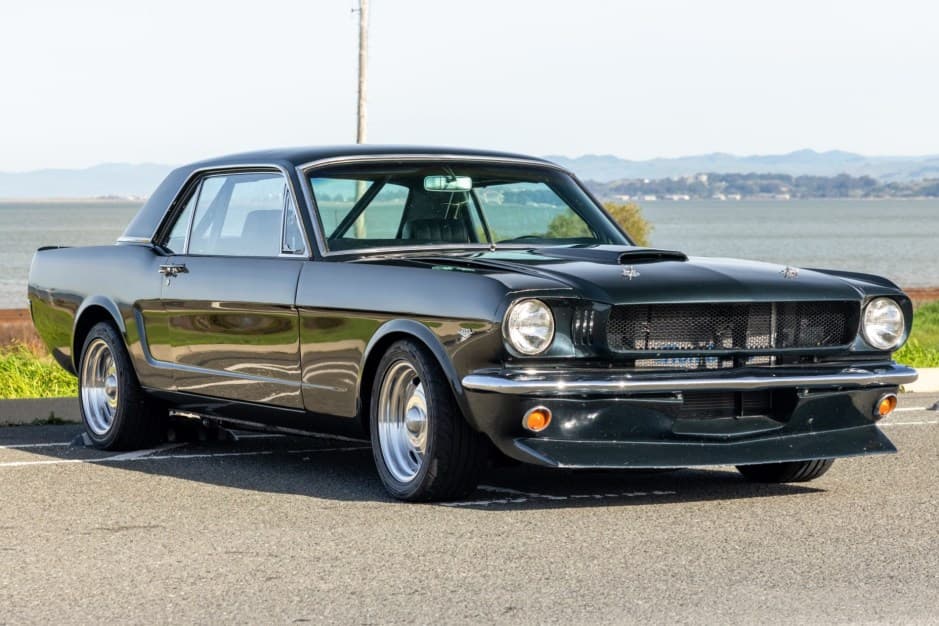1965 Ford Mustang 1964.5-1966 sold for $25,000