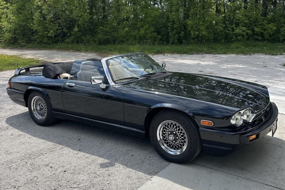 1991 Jaguar XJS sold for $27,500