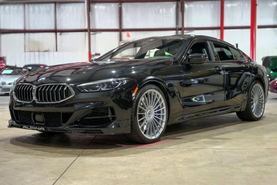 2022 BMW G1X/F9X 8-Series sold for $68,500