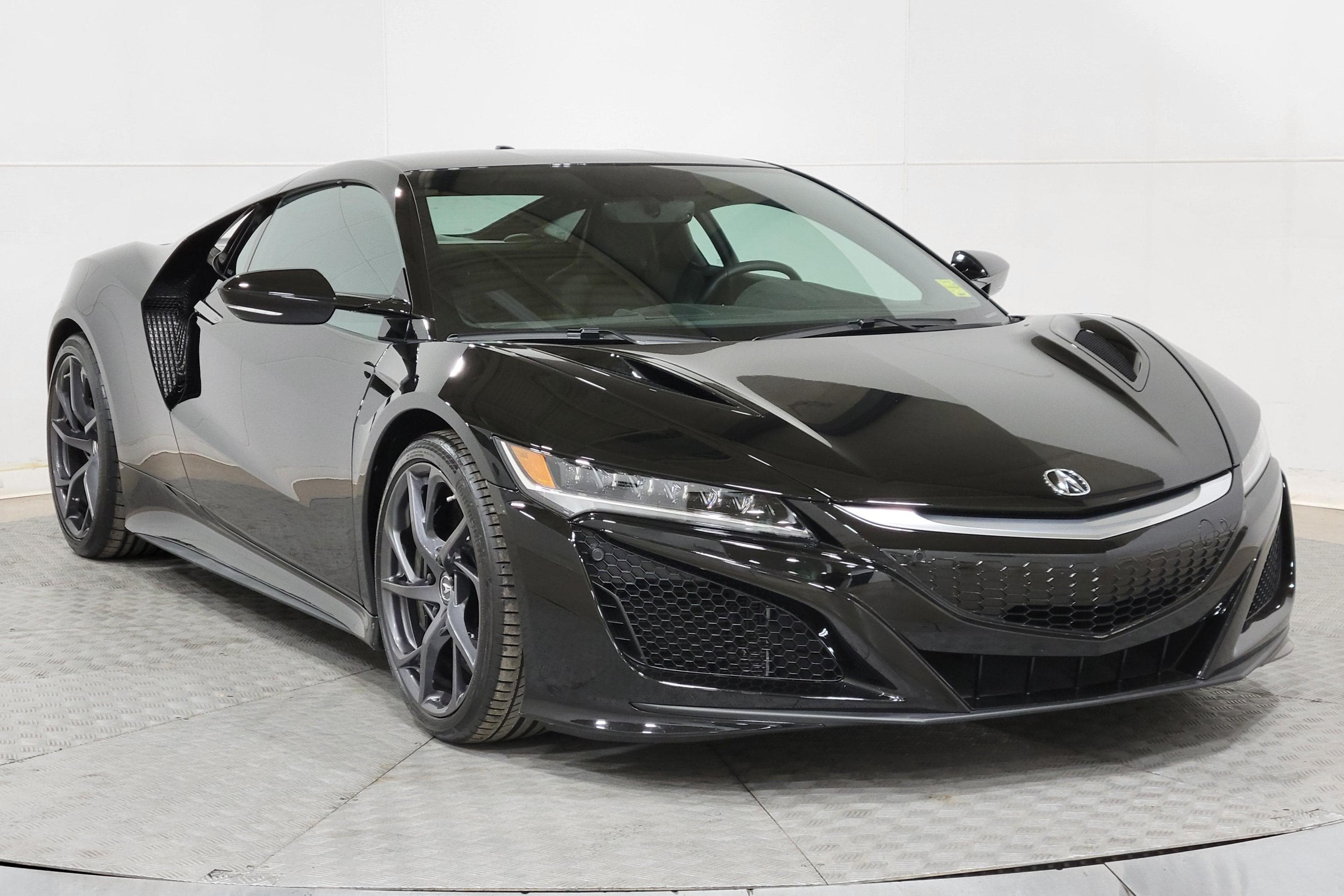 2018 Acura NSX sold for $81,111