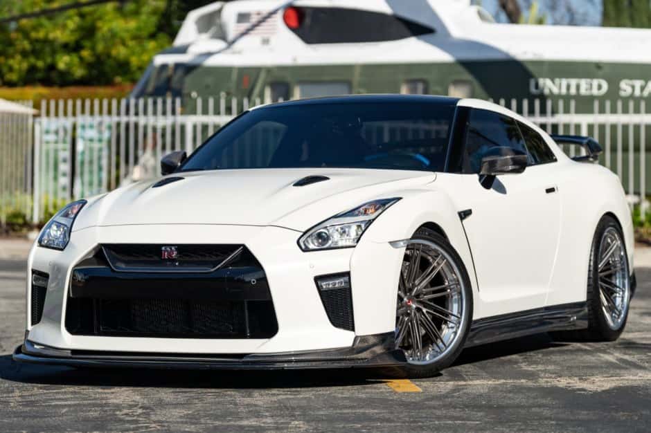 2017 Nissan GT-R R35 sold for $102,900