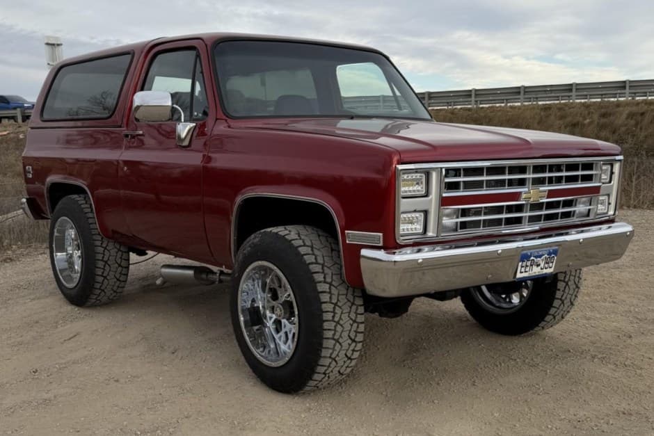 1990 Chevrolet K5 Blazer 1973-1991 sold for $16,250