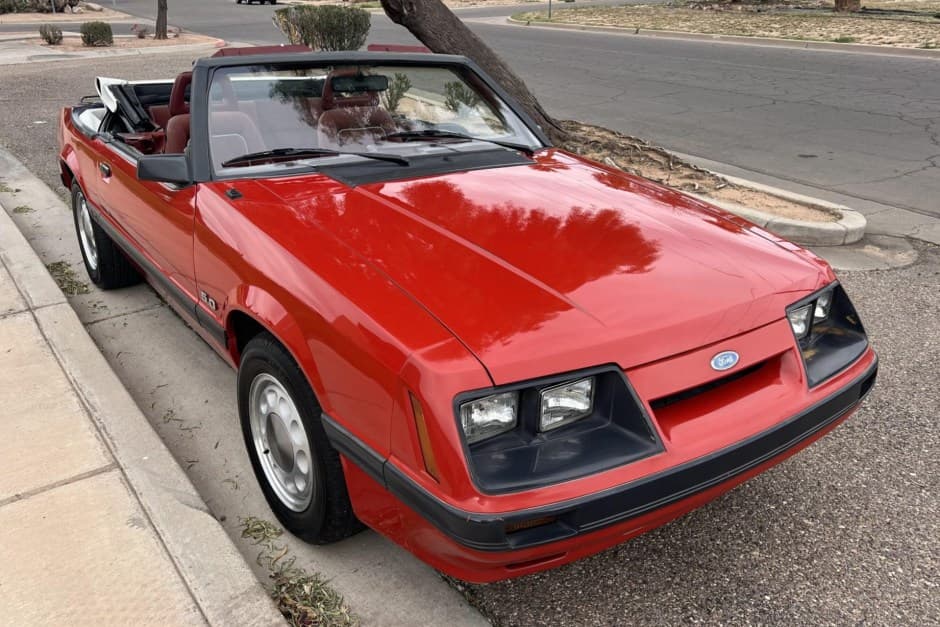 1986 Ford Fox-Body Mustang sold for $10,000