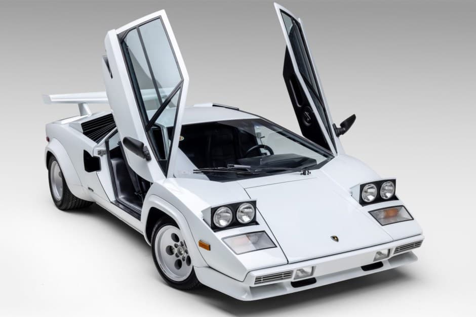 1983 Lamborghini Countach sold for $672,500