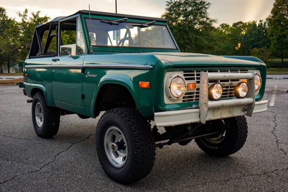 1974 Ford Bronco U13/U14/U15 1966-1977 sold for $30,000