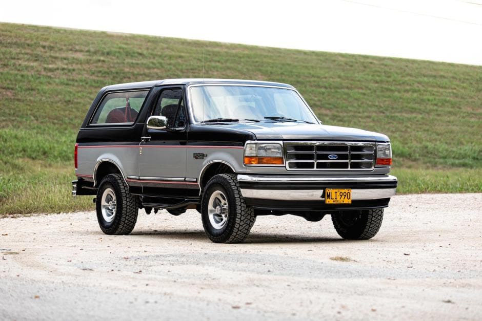 1993 Ford Bronco 4th-5th Generations 1987-1996 sold for $55,000