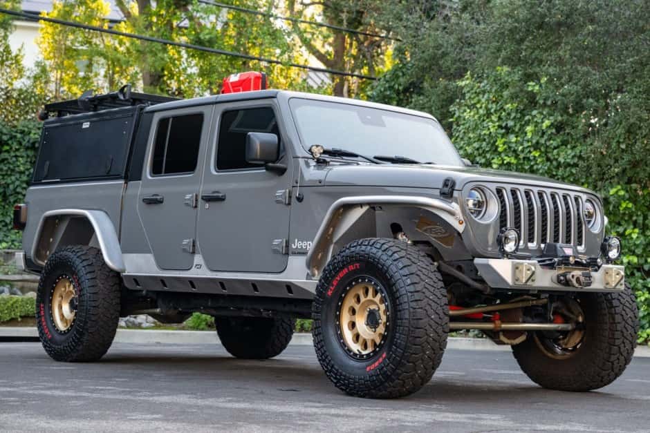 2020 Jeep JT Gladiator sold for $29,250