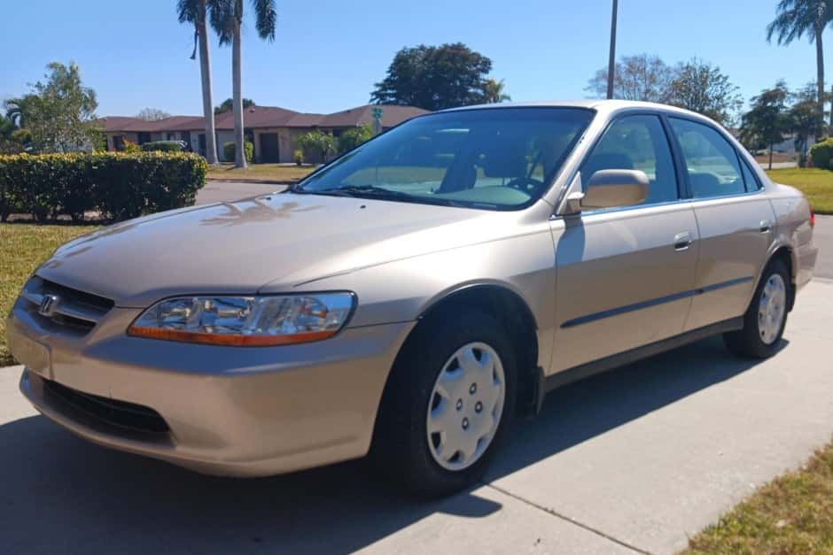 2000 Honda Accord sold for $6,400