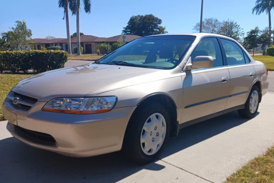 2000 Honda Accord sold for $6,400
