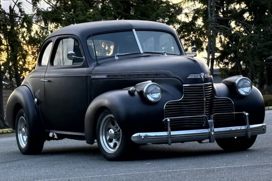 1940 Chevrolet Standard, Master, Master Deluxe, & Special Deluxe (1933-1942) sold for $9,200