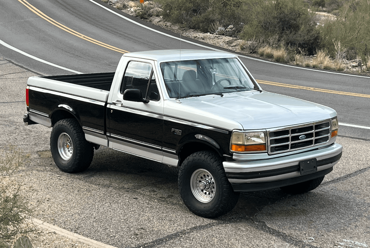 1993 Ford F-150 sold for $17,500