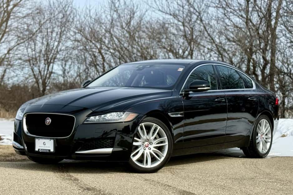 2017 Jaguar XF sold for $13,000
