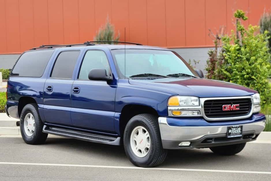 2002 GMC Yukon GMT800 sold for $8,300