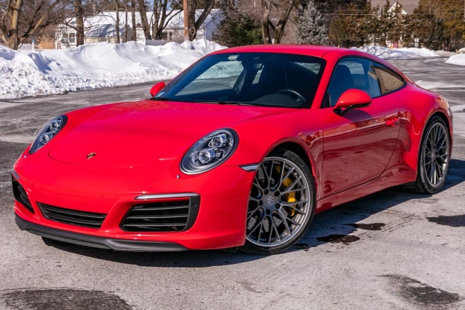 2017 Porsche 991 911 Carrera S sold for $111,000
