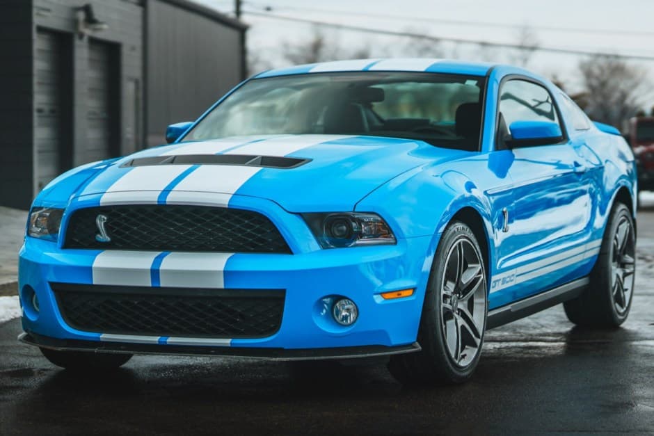 2010 Ford Mustang S197 2005-2014 sold for $33,250