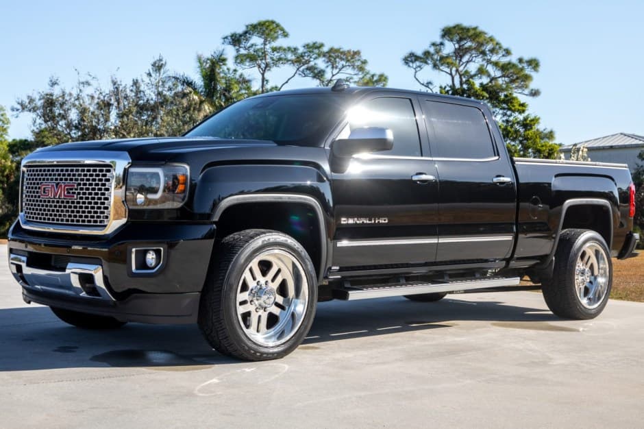 2016 GMC Sierra (K2XX 2014-2019) sold for $47,250